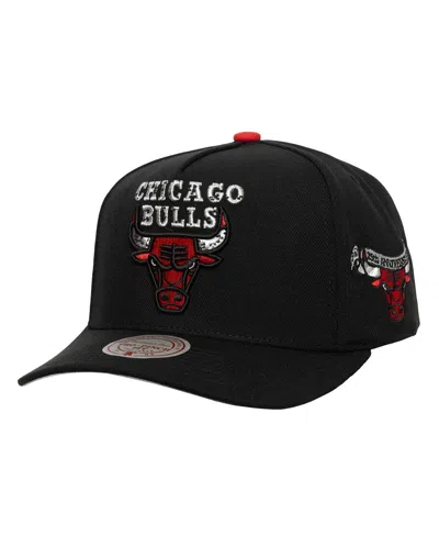 Mitchell & Ness Men's Black Chicago Bulls Core Pro Pinch Adjustable Hat