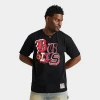 Mitchell And Ness Men's Chicago Bulls Nba Hyper Type T-shirt In Black