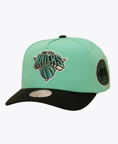 Mitchell & Ness Men's Mint/black New York Knicks In The City Pro Pinch Snapback Hat In Green