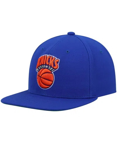MITCHELL & NESS MEN'S MITCHELL & NESS BLUE NEW YORK KNICKS HARDWOOD CLASSICS TEAM GROUND 2.0 SNAPBACK HAT