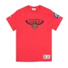 Mitchell & Ness Men's T-shirt Nba Team Origins Top Hardwood Classics Atlhaw Scarlet In Red