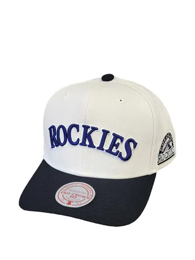 Mitchell & Ness Mlb Cooperstown Off Word Pro Curved Peak Cap In White