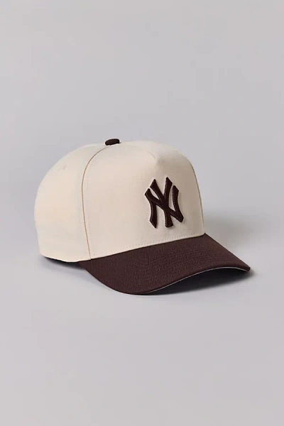 Mitchell & Ness Mlb New York Yankees Two-tone Pro Hat In Brown, Men's At Urban Outfitters