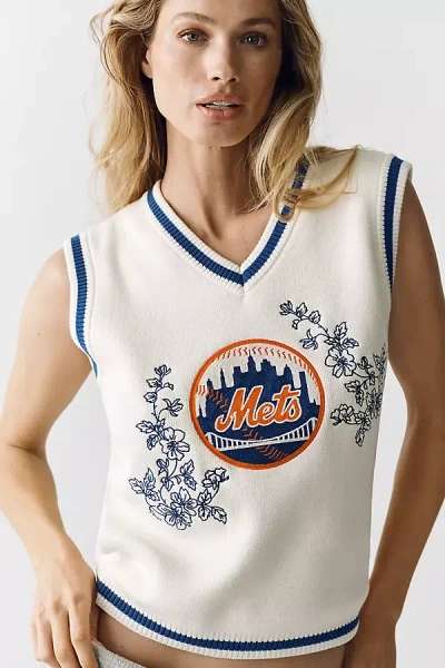 Mitchell & Ness Mlb Sweater Vest In White