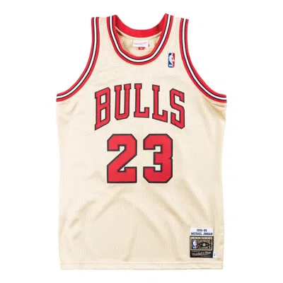 Mitchell & Ness Nba Chicago Bulls 1995/96 Premium Gold Jersey 'michael Jordan 23' In Neutral