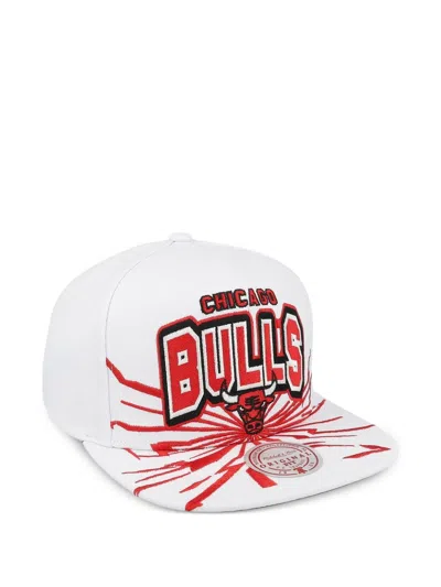 Mitchell & Ness Nba Chicago Bulls Aftershock Snapback Cap In White