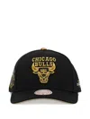 Mitchell & Ness Nba Core Vi Pro Chicago Bulls Snapback Cap In Black