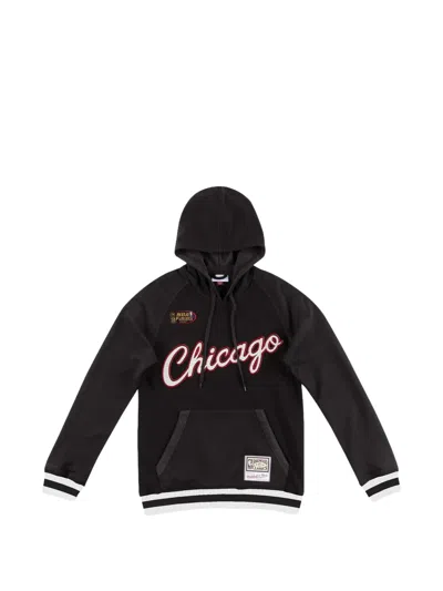 Mitchell & Ness Nba Gametime Chicago Bulls Hoodie In Black