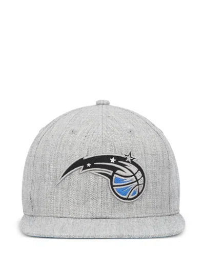 Mitchell & Ness Nba Team Heather 2.0 Snapback Cap In Gray