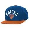 Mitchell & Ness New York Knicks  Knicks Rev Underarch Snap Cap