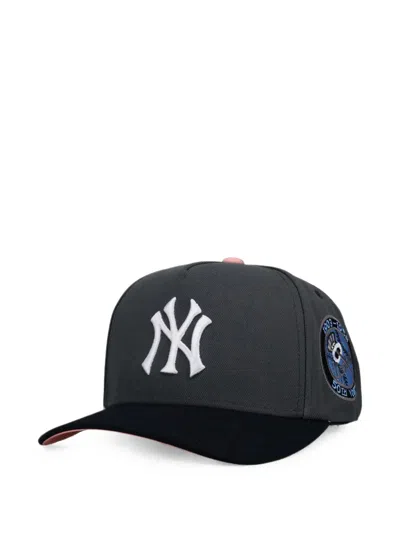 Mitchell & Ness New York Yankees Snapback Hat In Multi