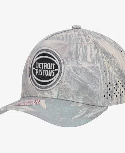 Mitchell & Ness One Size Detroit Pistons Pro Pinch Snap Closure Baseball Cap In Camo