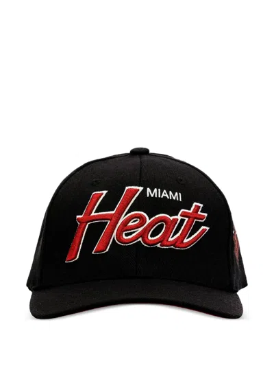 Mitchell & Ness Team Script 2.0 Snapback Cap In Black