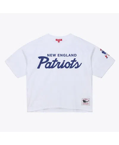 Mitchell & Ness Women's White New England Patriots Head Coach Cropped T-shirt