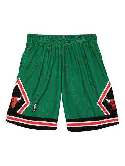 Mitchell & Ness X Nba Chicago Bulls 1995 Reload Swingman Shorts In Green