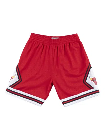 Mitchell & Ness X Nba Chicago Bulls 75-76 Swingman Shorts In Red