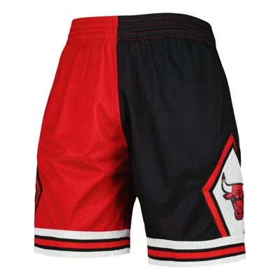 MITCHELL & NESS Mitchell & Ness x NBA Split Swingman Shorts 'Chicago Bulls 1997'