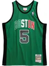 Mitchell & Ness 2007/08 Kevin Garnett Kelly Boston Celtics Swingman Replica Jersey In Green