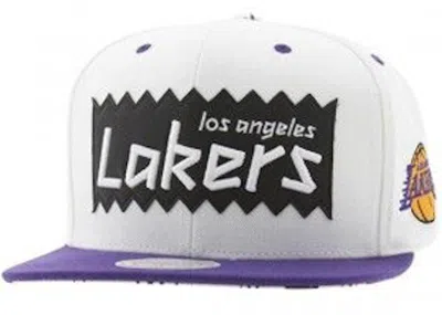 Pre-owned Mitchell & Ness Los Angeles Lakers Sta3 Wool Snapback Cap In White