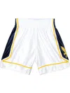 Mitchell & Ness Marquette Golden Eagles 2002 Authentic Shorts In White