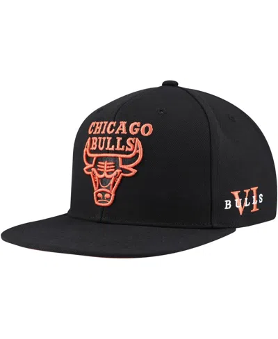 Mitchell & Ness Mitchell Ness Men's Black Chicago Bulls Core Snapback Hat In Blue
