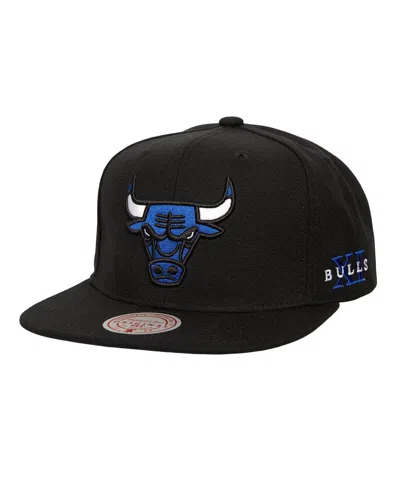 Mitchell & Ness Men's Black Chicago Bulls Core Xi Snapback Hat In Black,blue