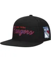 Mitchell & Ness Mitchell Ness Men's Black New York Rangers Core Team Script 2.0 Snapback Hat In Black