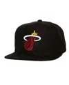 Mitchell & Ness Men's  Black Miami Heat Sweet Suede Snapback Hat In Black