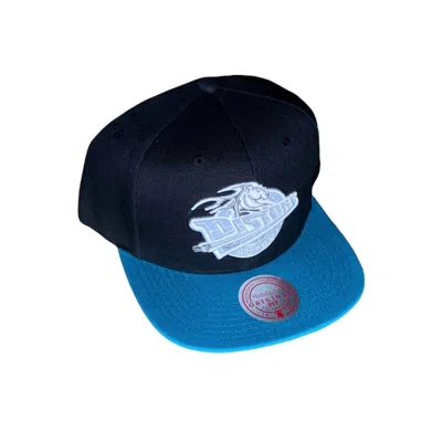 Mitchell & Ness Men's Nba Hwc Detroit Pistons Team Reflective Snapback Cap In Black/teal In Blue