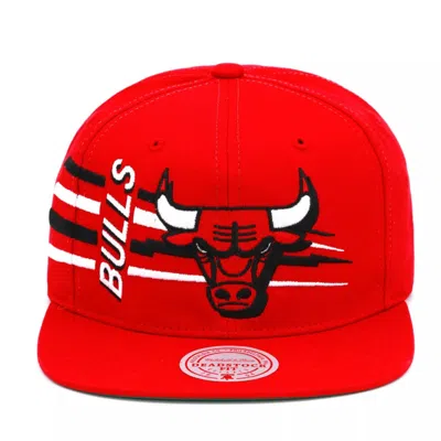 Mitchell & Ness Men's Nba Retro Bolt Deadstock Snapback Hwc Bulls Hat In Red