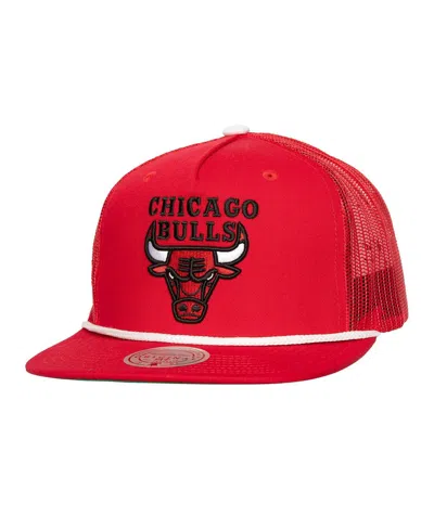 Mitchell & Ness Men's Red Chicago Bulls Roper Meshback Trucker Snapback Hat