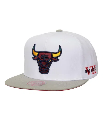 Mitchell & Ness Men's White/gray Chicago Bulls Core Snapback Hat In Multi