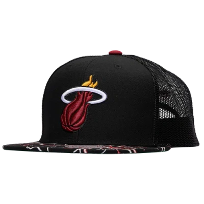 Mitchell & Ness Mens Miami Heat  Heat Storm Season Trucker Hat In Black