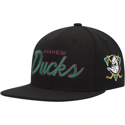Mitchell & Ness Men's  Black Anaheim Ducks Core Team Script 2.0 Snapback Hat