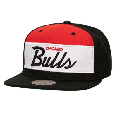 Mitchell & Ness Men's  White, Black Chicago Bulls Retro Sport Colorblock Script Snapback Hat In White,black