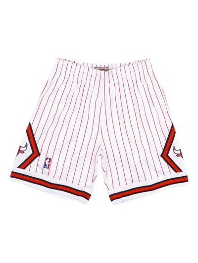 Mitchell & Ness Nba Chicago Bulls 1995 Reload Swingman Shorts In White