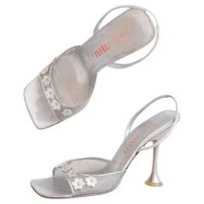Pre-owned Miu Miu 1999 Silver Mesh 3d Flower Open Toe Slingback Sandals (39)