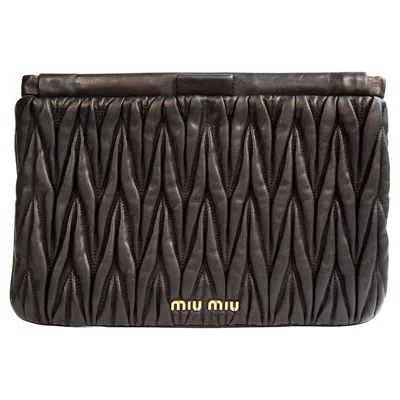 Pre-owned Miu Miu 2000s  Black Matelasse Leather Magnetic Hinged Closure Pouch / Clutch