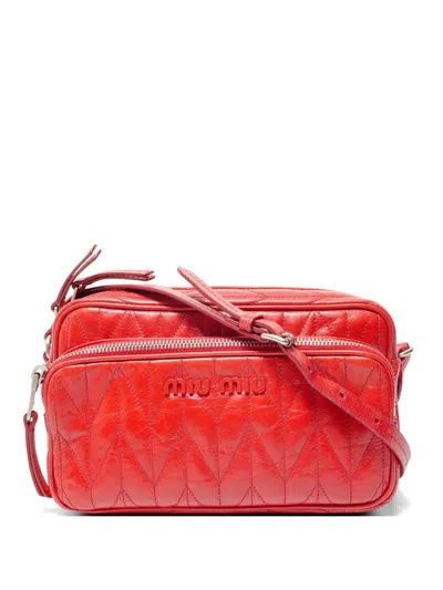 Pre-owned Miu Miu 2010s Matelassé Shoulder Bag In Red