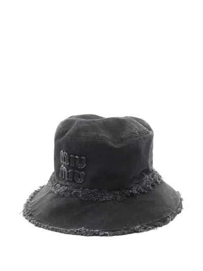 Pre-owned Miu Miu 2010s Schiele Logo Frayed Bucket Hat In Black