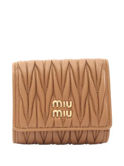 Pre-owned Miu Miu 2020s Matelassé Trifold Wallet In Neutrals