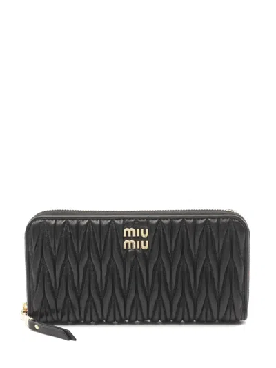 Pre-owned Miu Miu 2020s Matelassé Wallet In Black