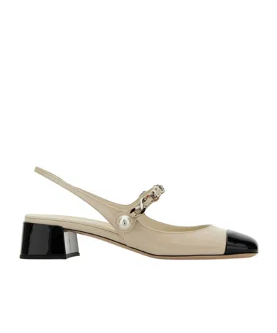 MIU MIU MIU MIU TWO-TONED CHAIN-LINKED PUMPS