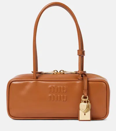 Miu Miu Tote Beau Aus Leder In Braun