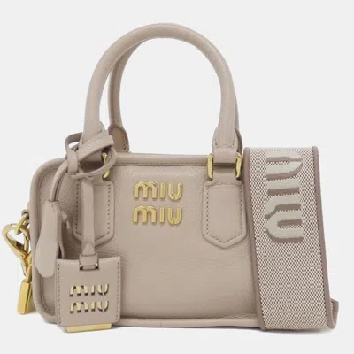 Pre-owned Miu Miu Beige Handbag In Sand