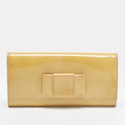 Pre-owned Miu Miu Beige Patent Leather Bow Flap Continental Wallet