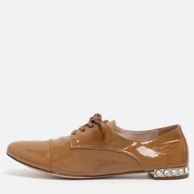 Pre-owned Miu Miu Beige Patent Leather Crystal Embellished Lace Derby Size 38 In Brown