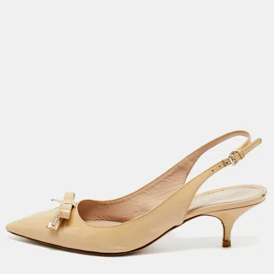 Pre-owned Miu Miu Beige Patent Leather Slingback Pumps Size 38 In Sand