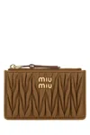 Miu Miu Biscuit Leather Card Holder In Caramel