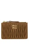 Miu Miu Biscuit Leather Card Holder In Caramel